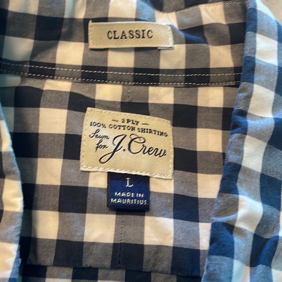j crew classic button down - Picture 3 of 4